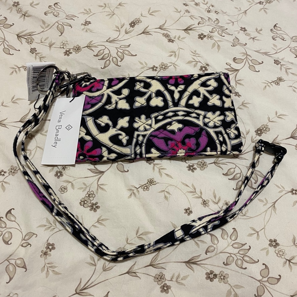 BRAND NEW WITH TAGS VERA BRADLEY CARD HOLDER!!!